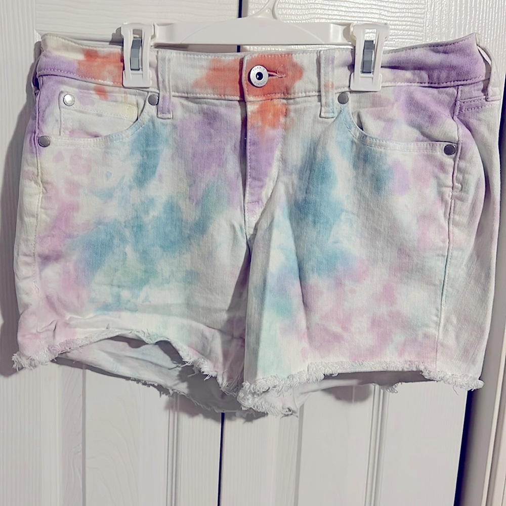 Tie dye stretch torrid denim shorts 10